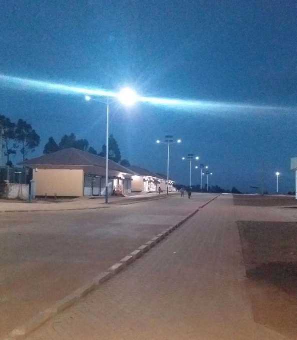 湛江市非洲科特迪瓦太阳能路灯工程